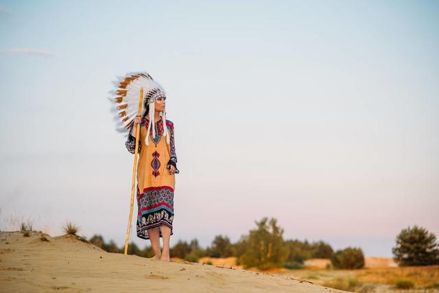 世界公认的萨满文化的母源地之一,历代帝王朝圣长白山的古老遗址
