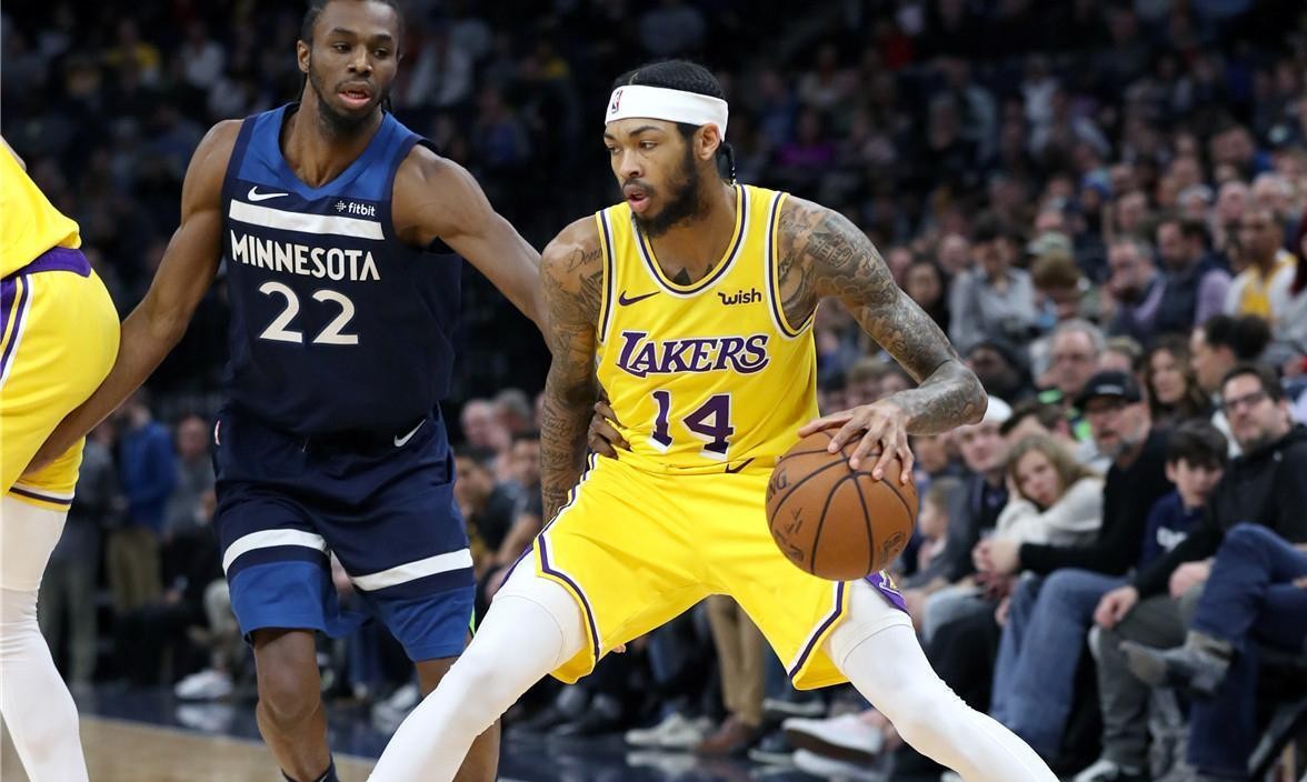 哑巴吃黄连! 莺歌篮球意识是两位超巨培养, 他只是暂时缺乏资历