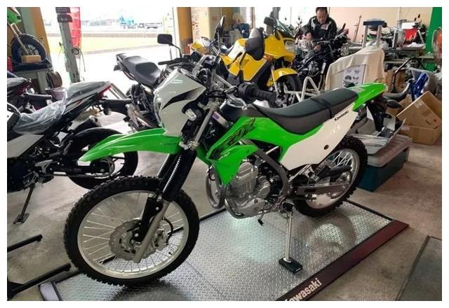 耐用,够用,好用的林道越野车,川崎klx230实拍照片抢先看