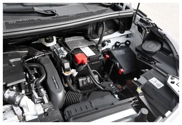 19款标致5008上市,国六标准,配全景天窗,买奇骏后悔了