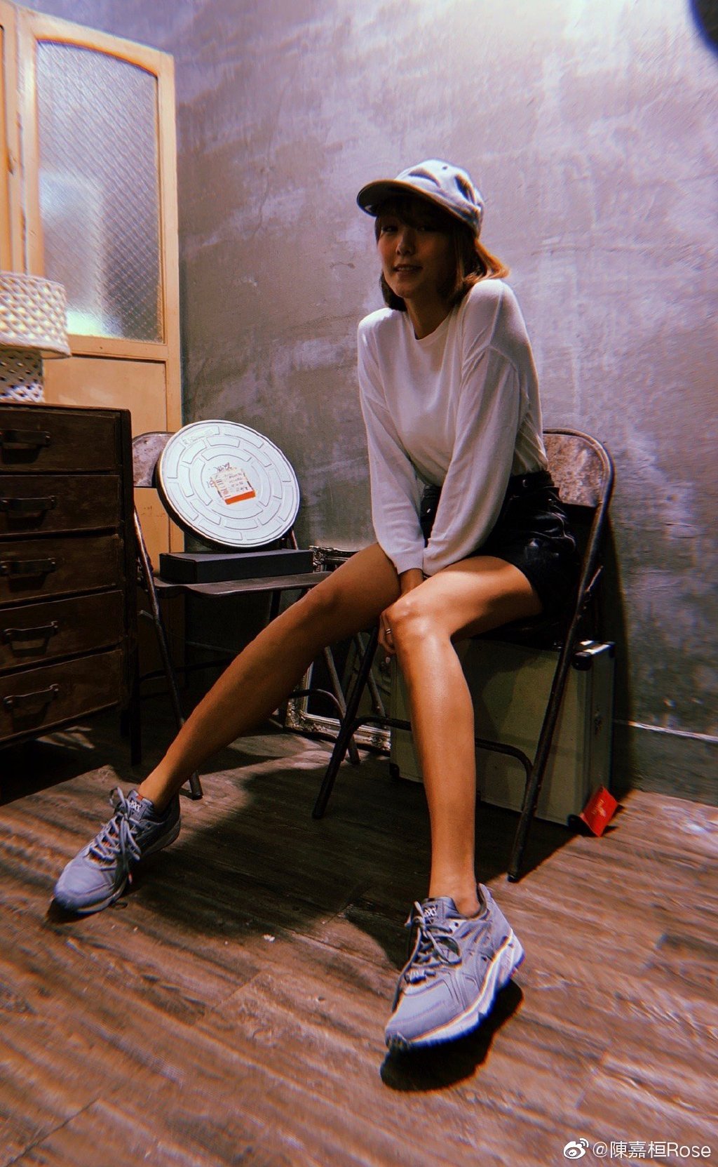 香港艺人陈嘉桓迷人写真美照欣赏_高清图集_新浪网