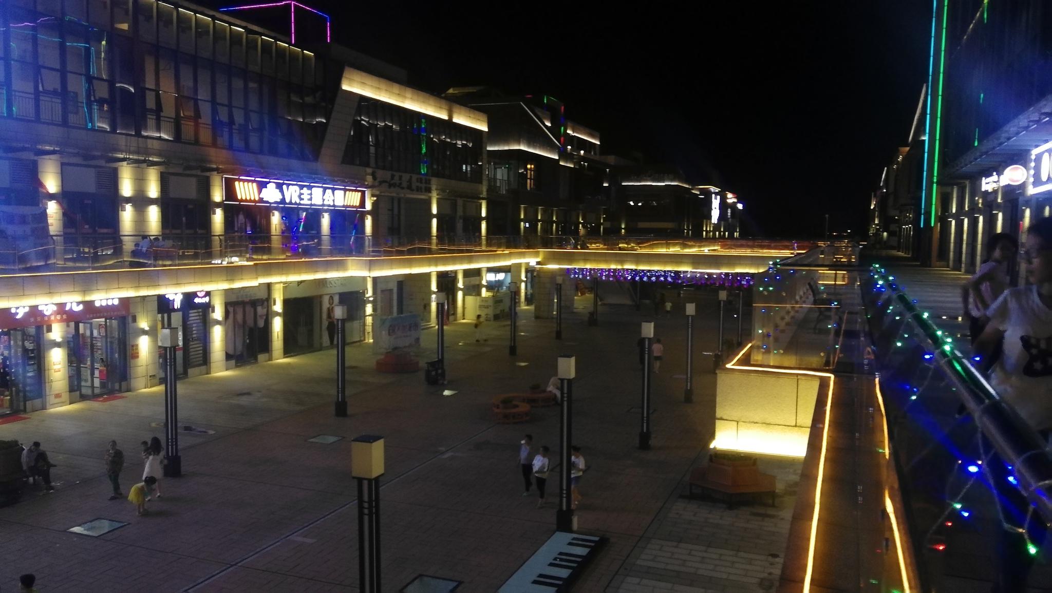 美丽吉安城南铜锣湾步行街夜景