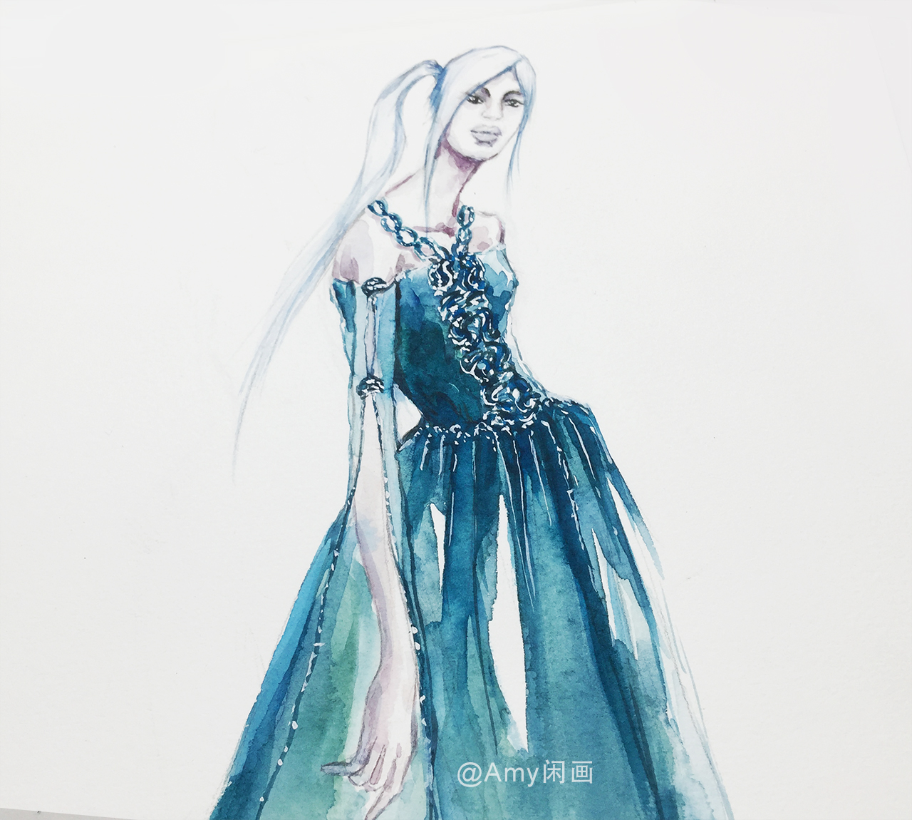 服装设计第49期露肩云纹薄纱礼裙