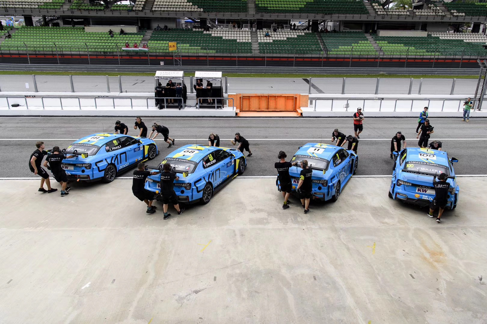 【菲常快讯】称霸wtcr赛场,cyan车队获得2019赛季车队总冠军