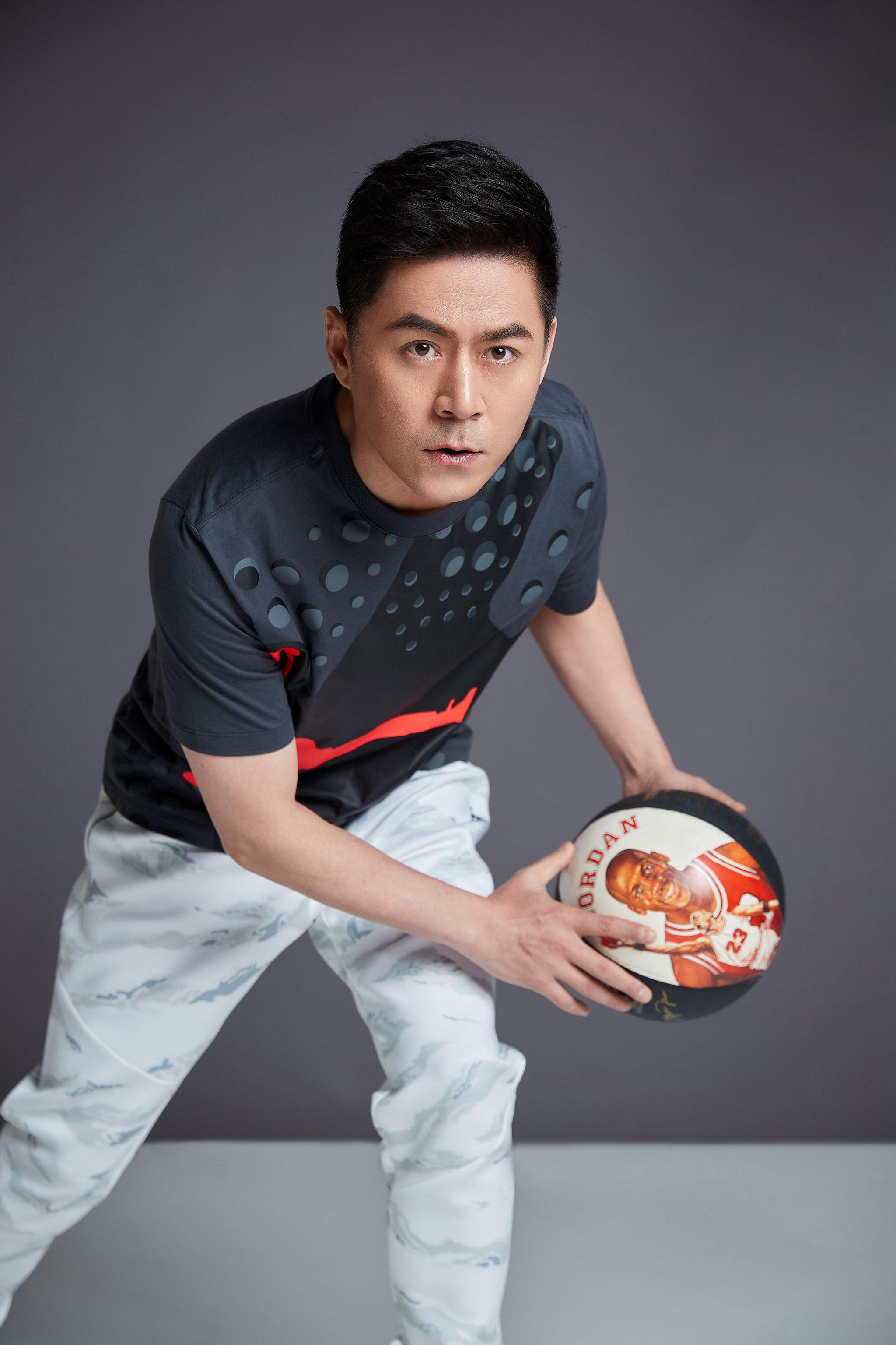 常铖秋季凉爽写真曝光玩酷另类热血篮球迷上线