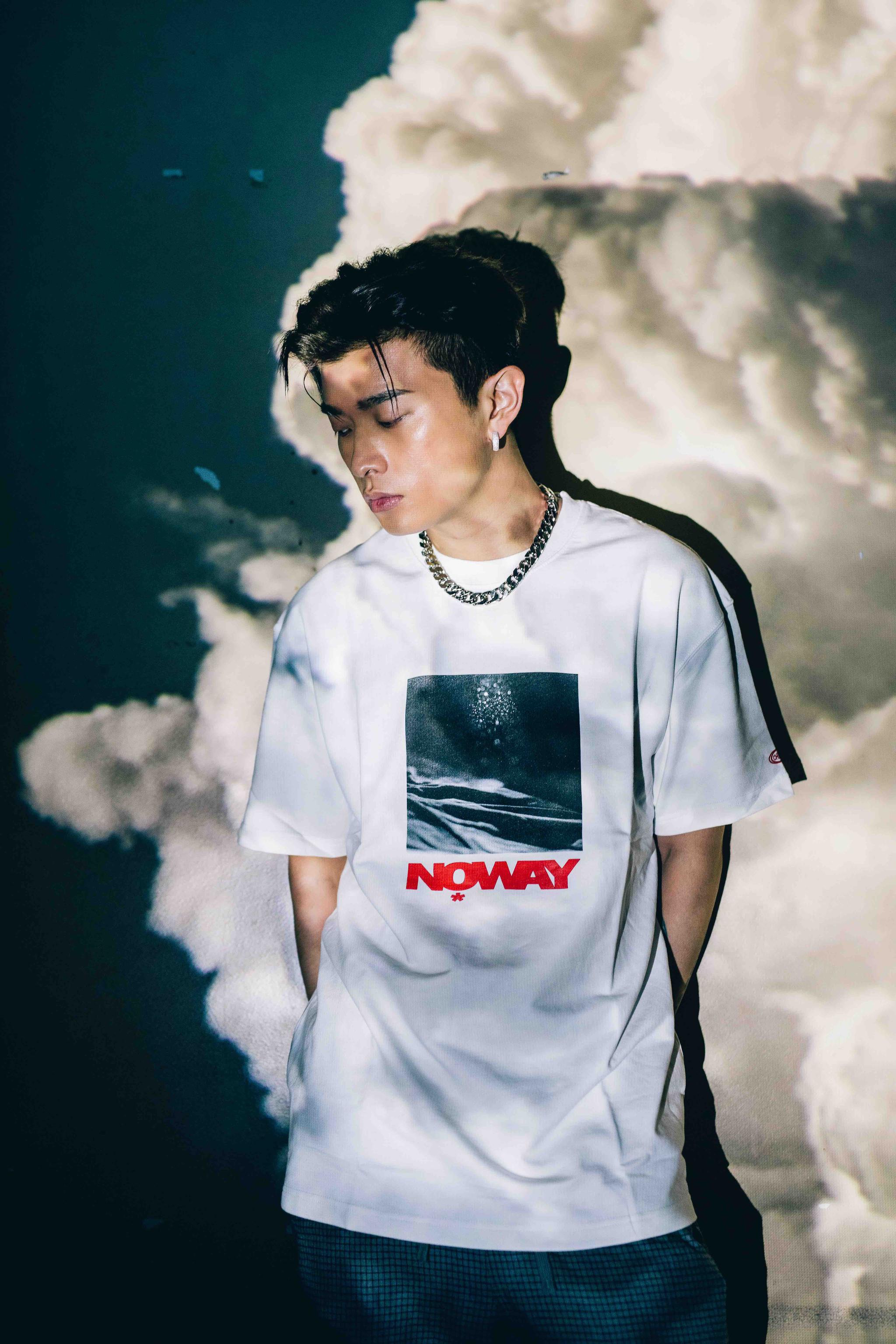 满舒克生日新歌正式上线留给2019年的一份礼物