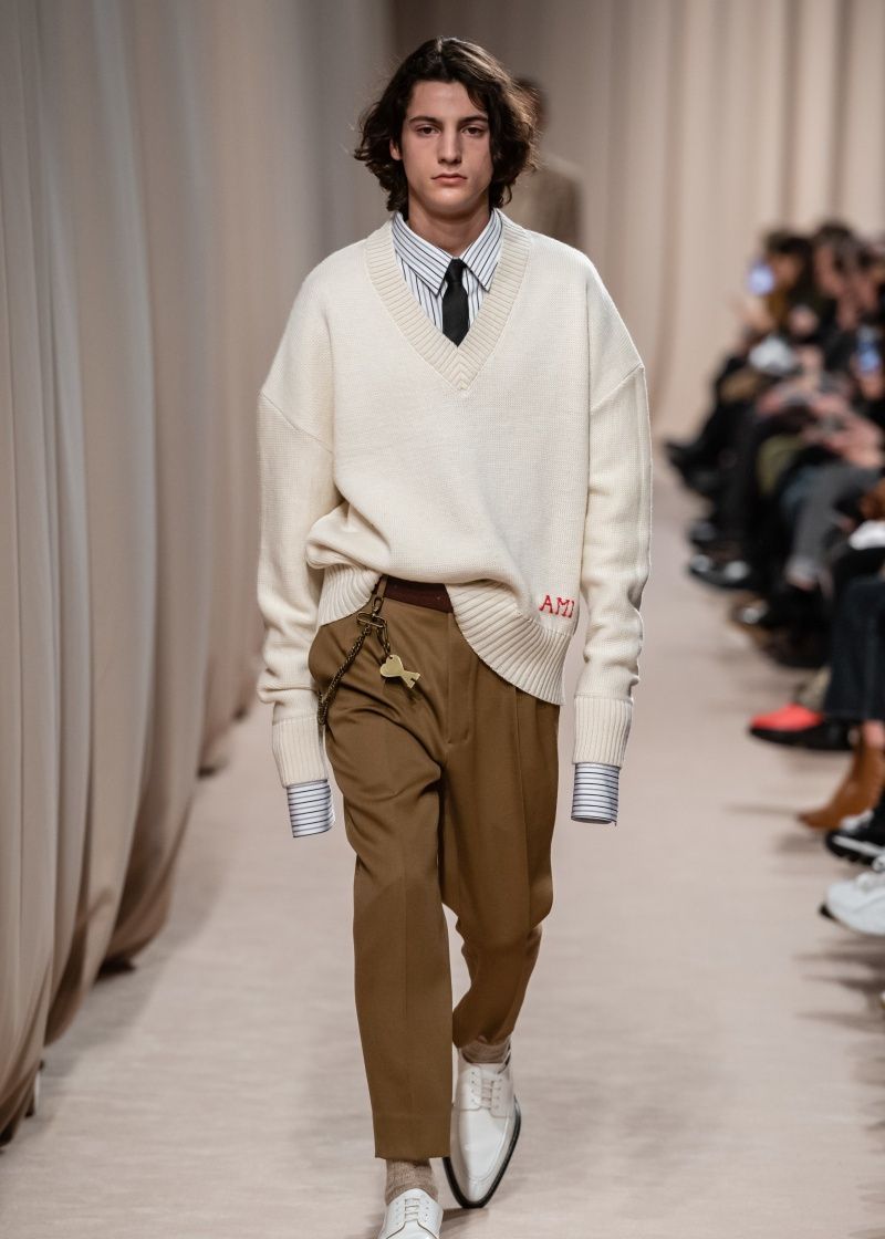 巴黎时装周ami2019秋冬男装发布会男装秀场