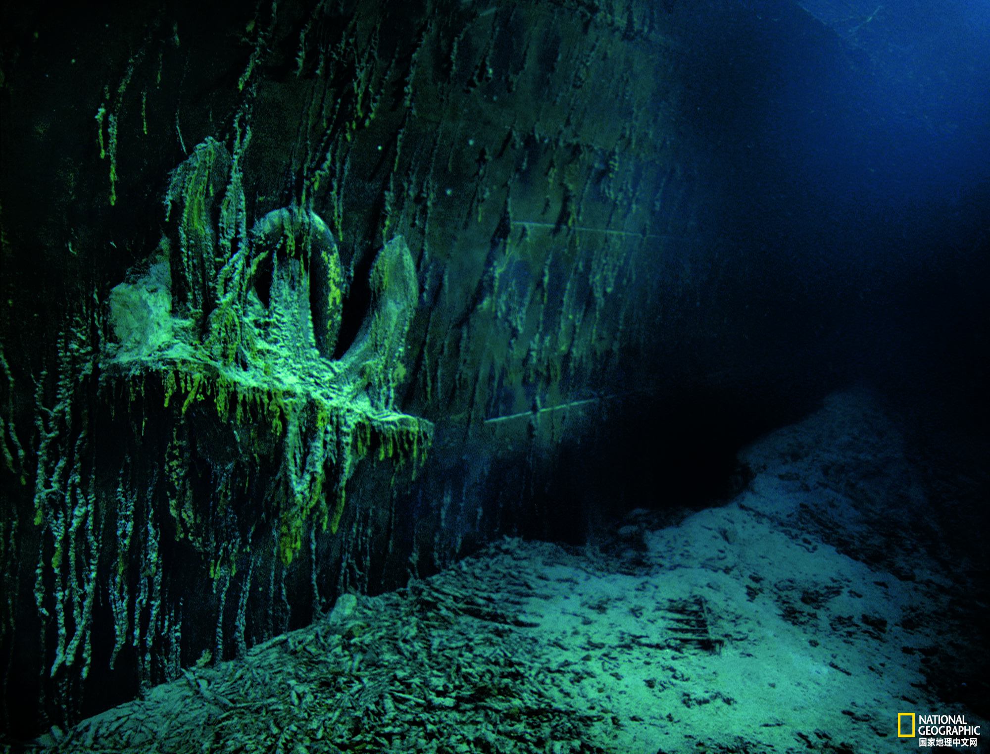 即使只看海底沉船照,泰坦尼克也有令人欲罢不能的魅力