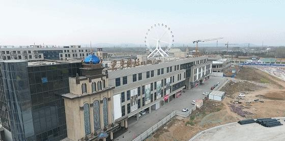 叶县新地标50米高摩天轮正在吊装,游乐美食城即将闪亮登场!