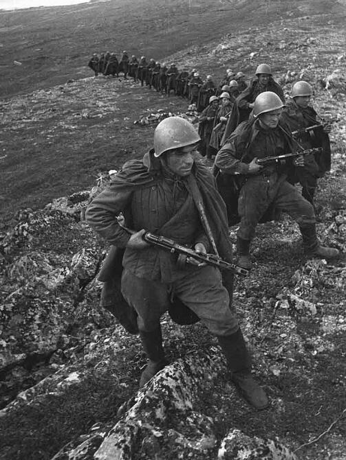 二战时期苏联红军到底有多强看看这100张老照片就知道了