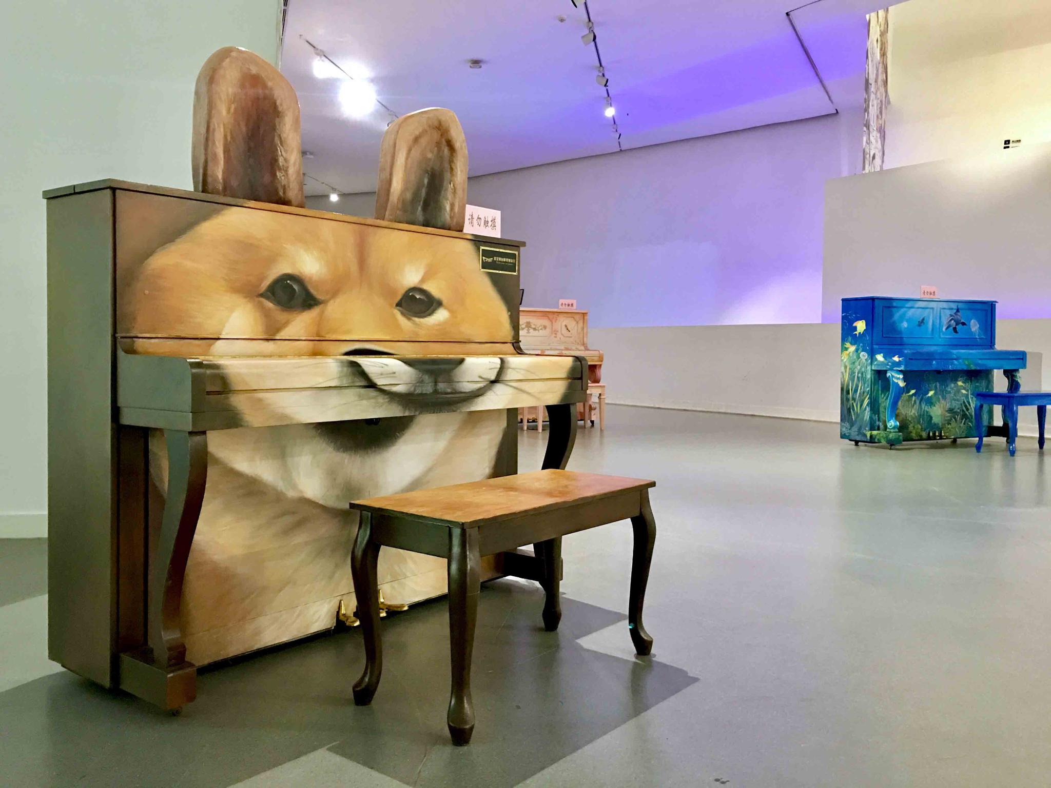 彩绘钢琴【钢的琴 乐在珈(二)(武汉大学万林艺术博物馆)】