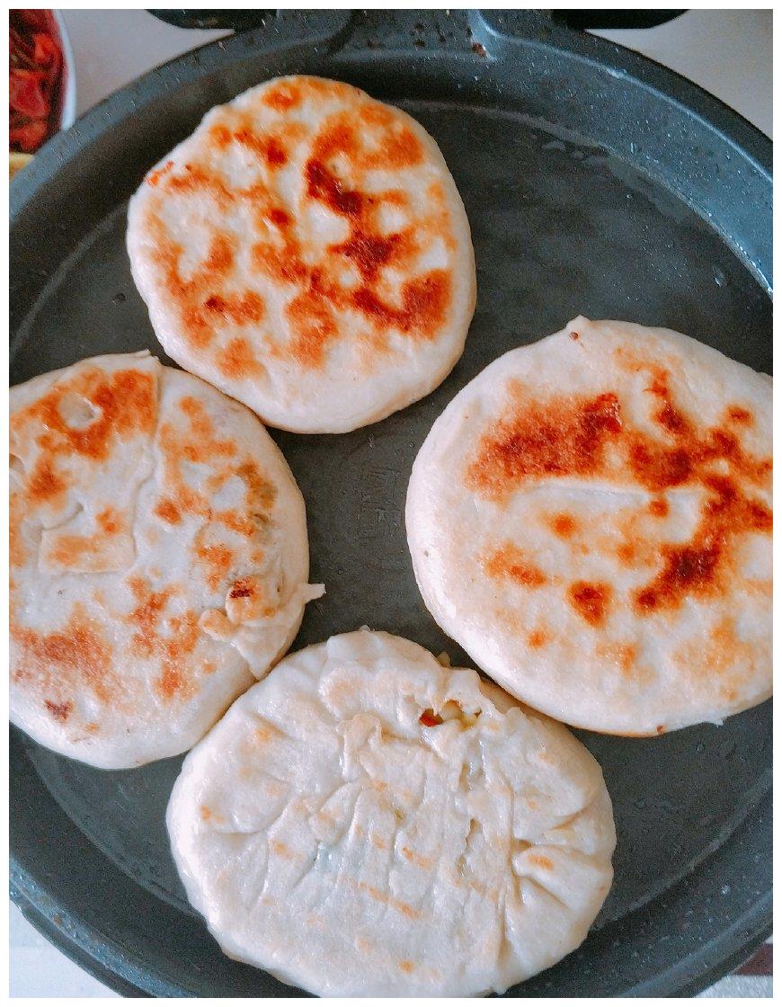 电饼铛做馅饼一点都不油 一口咬下去外酥里嫩 诀窍在这里