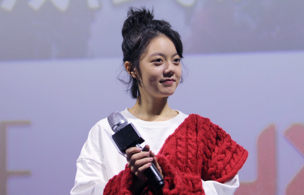 香港媒体评选出了5位00后的演员称她们为章子怡的接班人