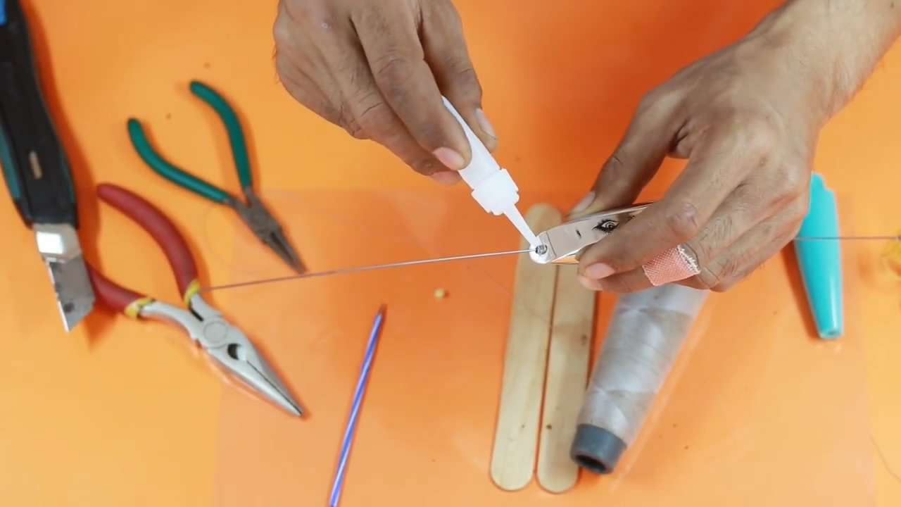 简单几个步骤,带你学习发条玩具鱼的制作方法,很有创意(图解)