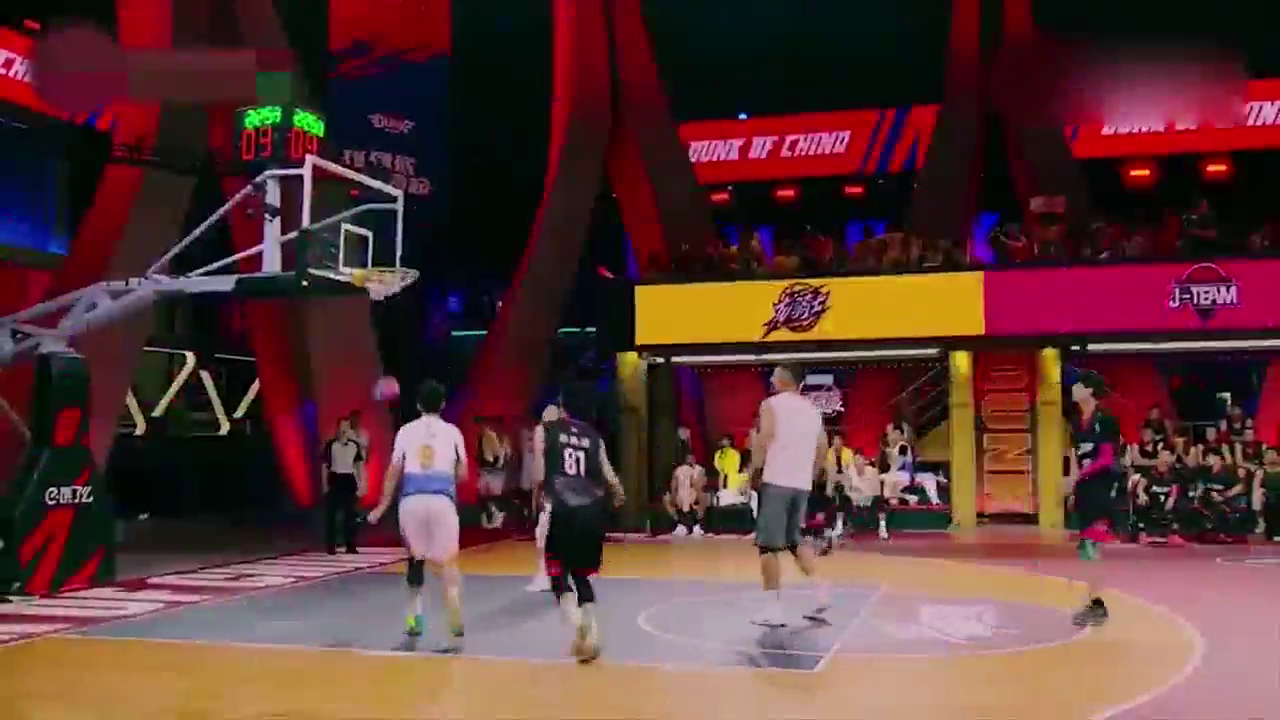 07年CBA总决赛,易建联这个暴扣入选当天NBA