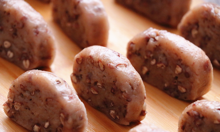 天冷,我迷上了此点心,做一份不足5元,劲道q弹,好吃防贫血