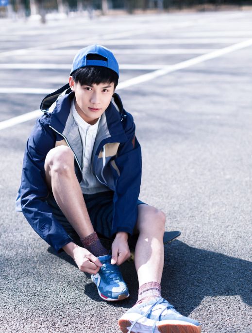 郑业成最不舍得删的几张照片第6张是多少人的壁纸啊