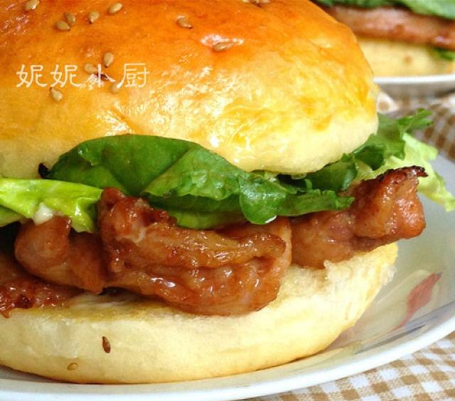 在家轻松做出美味的鸡排堡胜过kfc和麦当劳的汉堡包