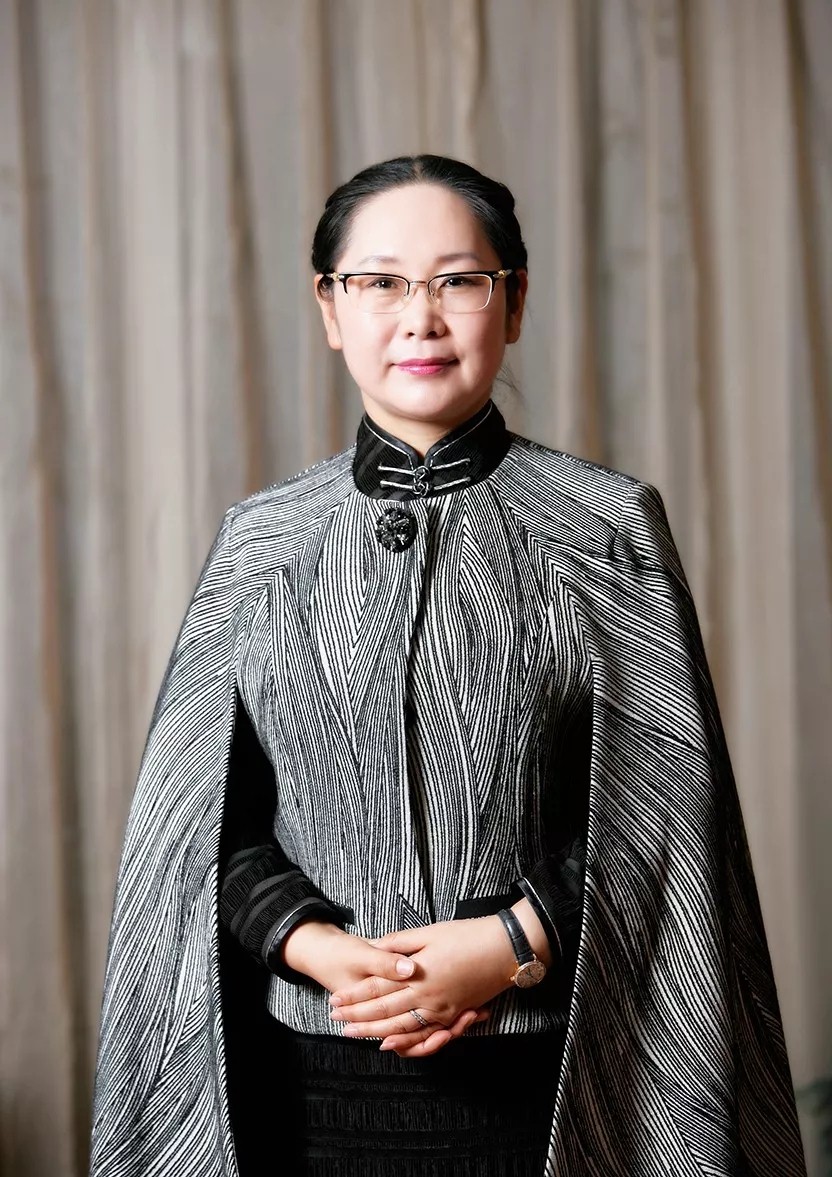 商界封面人物张荣华荣程顺为