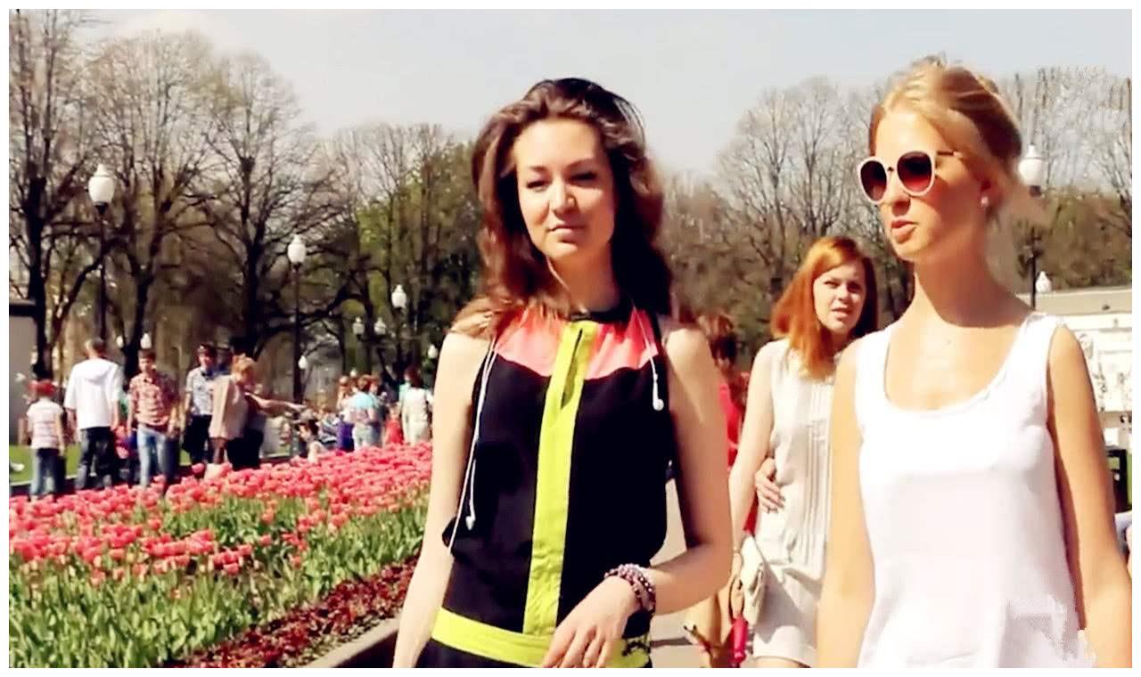 俄罗斯美女组团来中国相亲,只要满足这个条件,就嫁到中国!