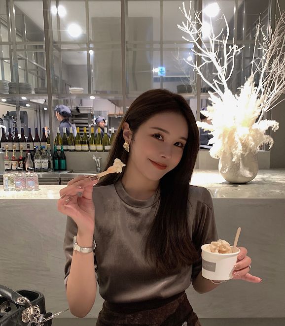 网红林珊珊简直是人生赢家,爱情事业双丰收,网友:羡慕!