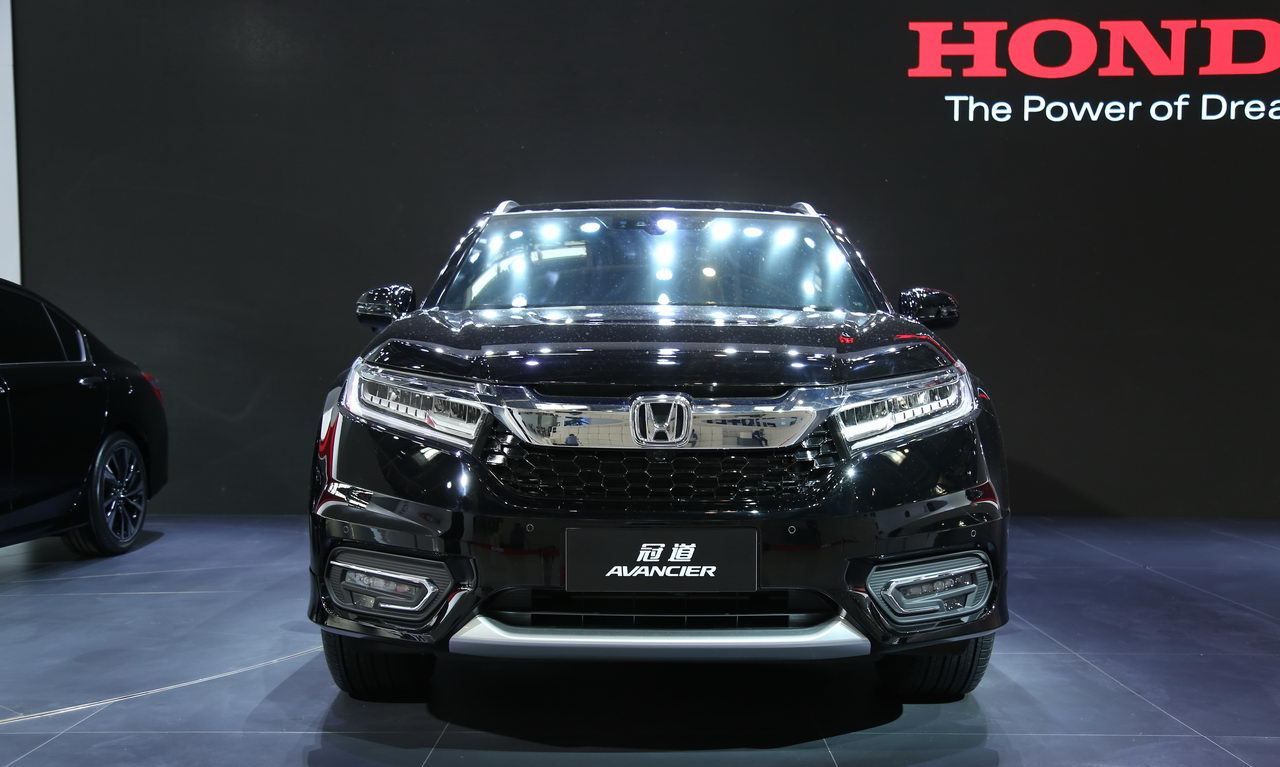 黑色本田冠道尊享版,男人的最爱,你喜欢吗