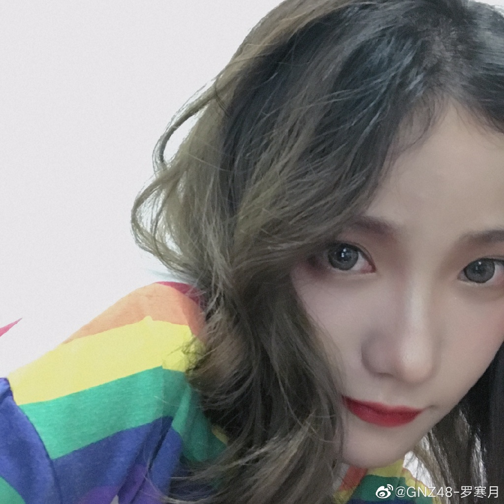 偶像美少女gnz48-罗寒月迷人写真美照欣赏_高清图集_新浪网