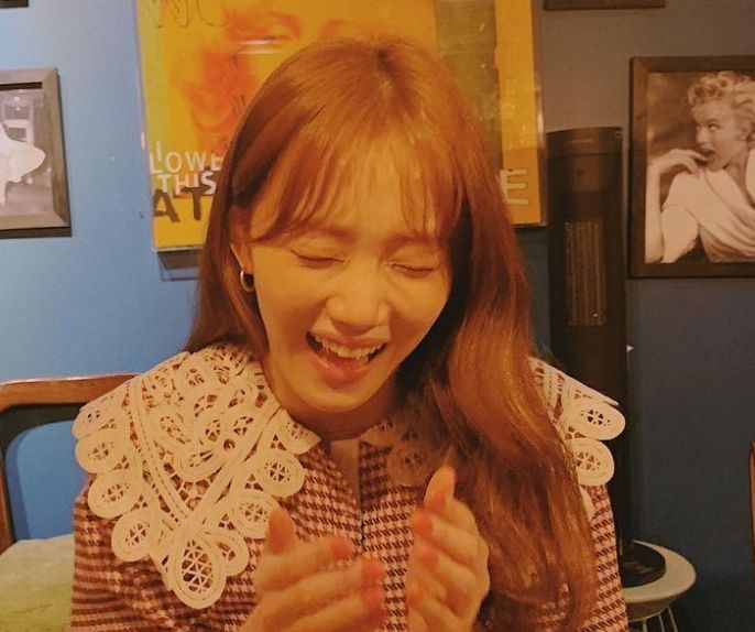 æŽåœ£ç»å¤ªä»»æ€§ åœ¨ æ¡Œå¸ƒè¡£ ä¸Šç¼è•¾ä¸æ¸…çº¯å°'å¥³ æ–°å'åž‹ç¾Žæˆåˆæ‹