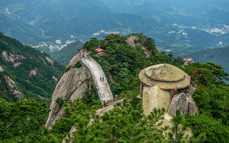 它就是罗田天堂寨景区的鹊桥