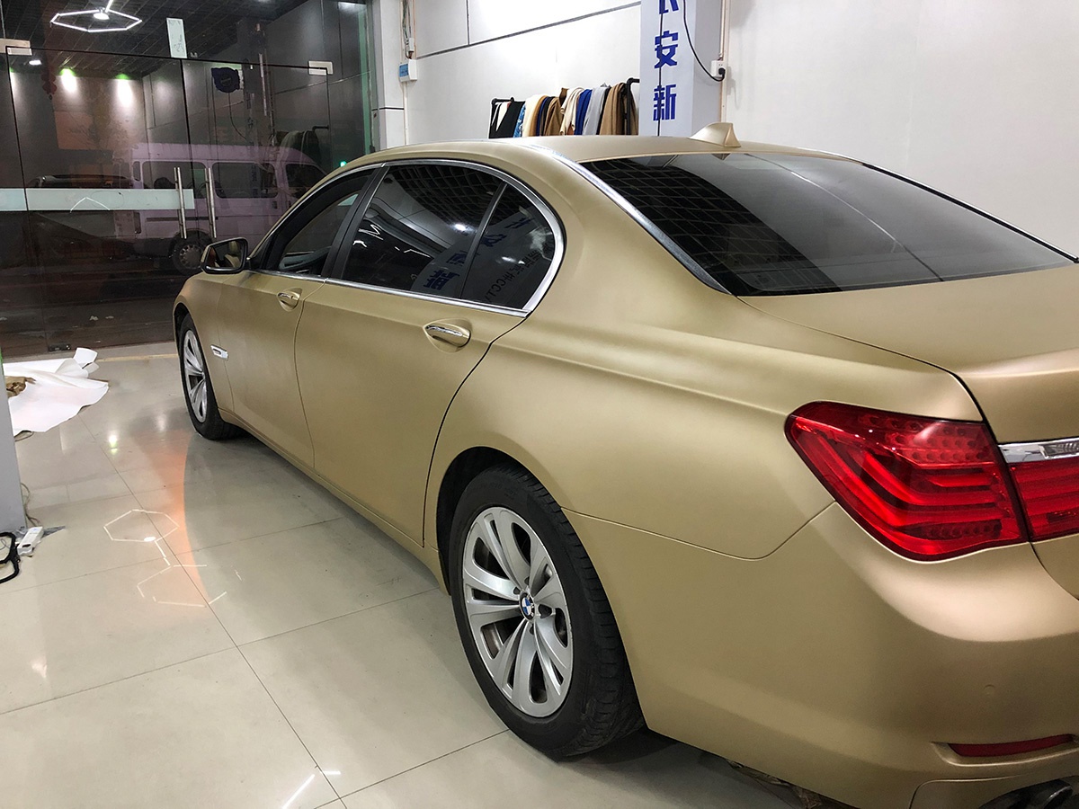 宝马车身改色钛金香槟金 rg瑞集改色膜福建龙岩加盟店出品