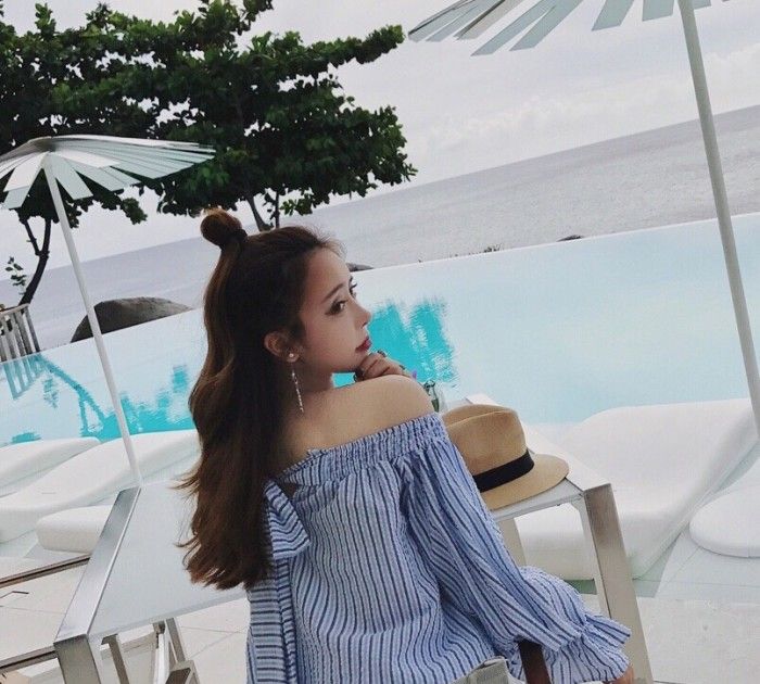 最美女生头像：幸有微吟可相狎，不须檀板共金樽