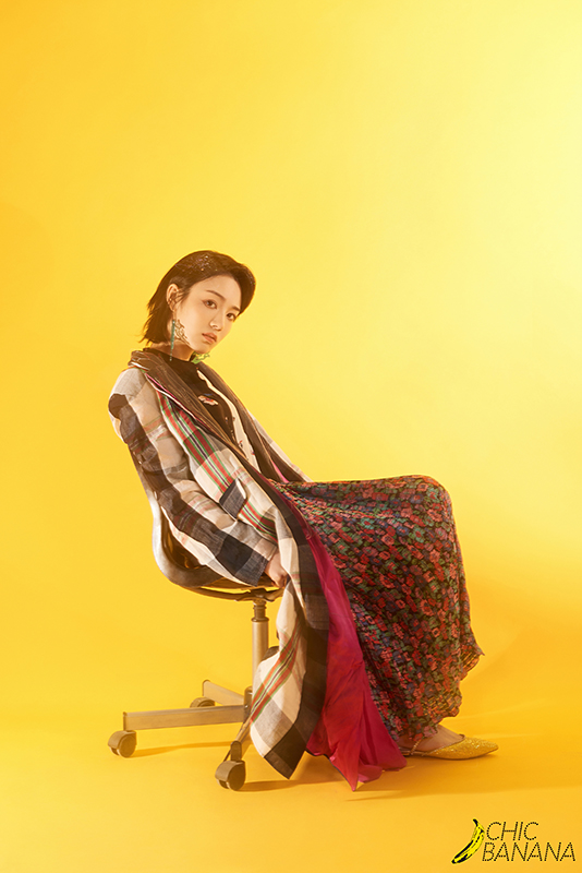 陈泇文最新写真曝光 风格百变展现多样魅力|黄金瞳|风格百变|吊带裙