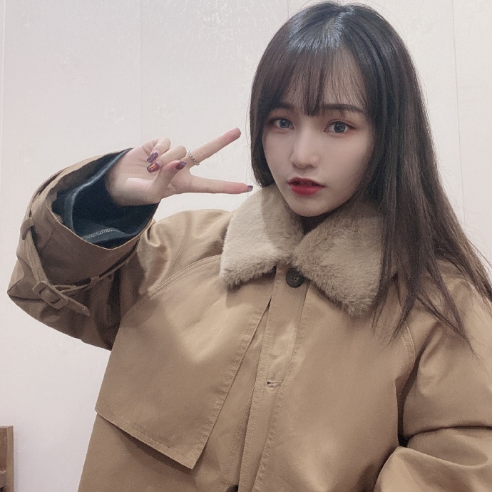 偶像美少女bej48-冯思佳迷人写真美照_高清图集_新浪网