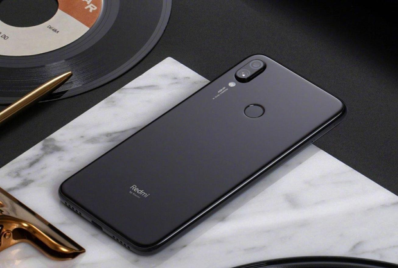 红米redmi新品手机"小金刚"再度迎接挑战