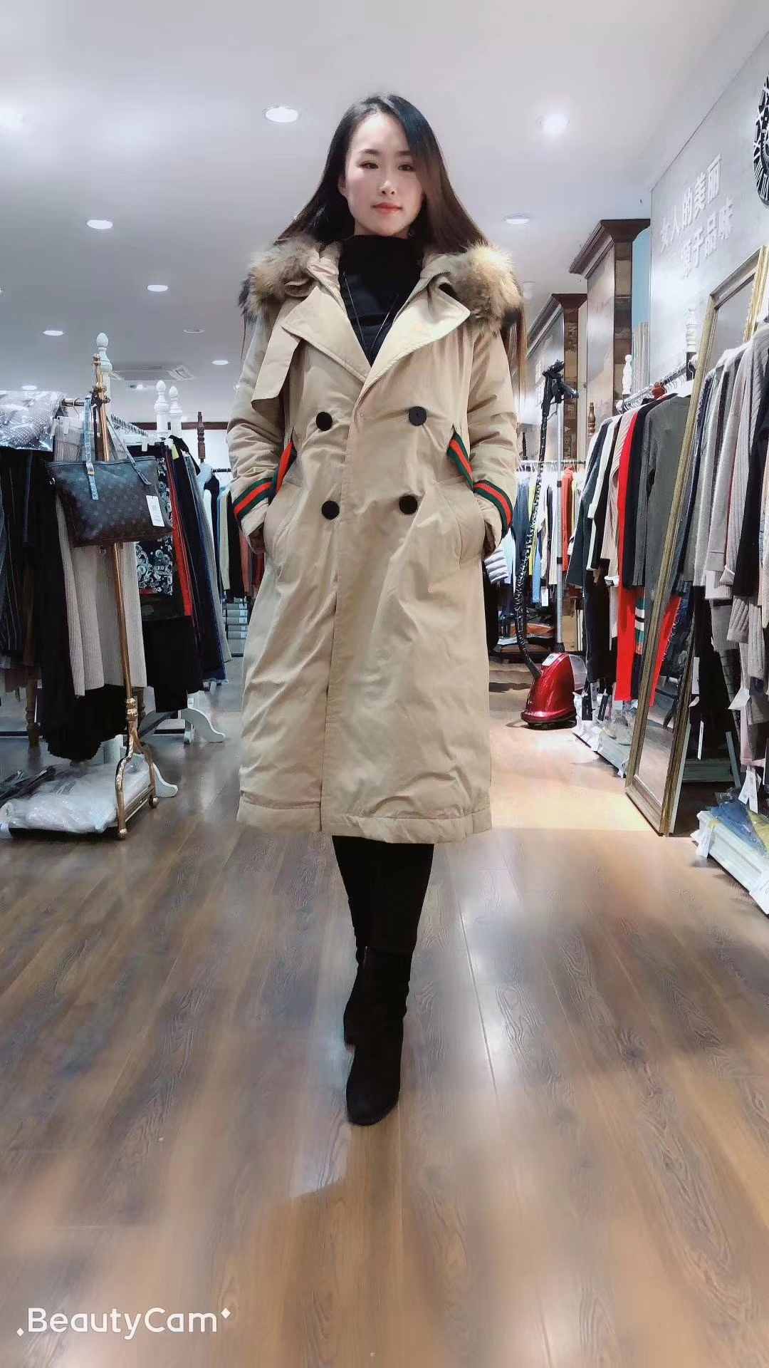 石家庄卖衣服的商场叫什么 石家庄卖衣服的商场-第2张图片-潮百科