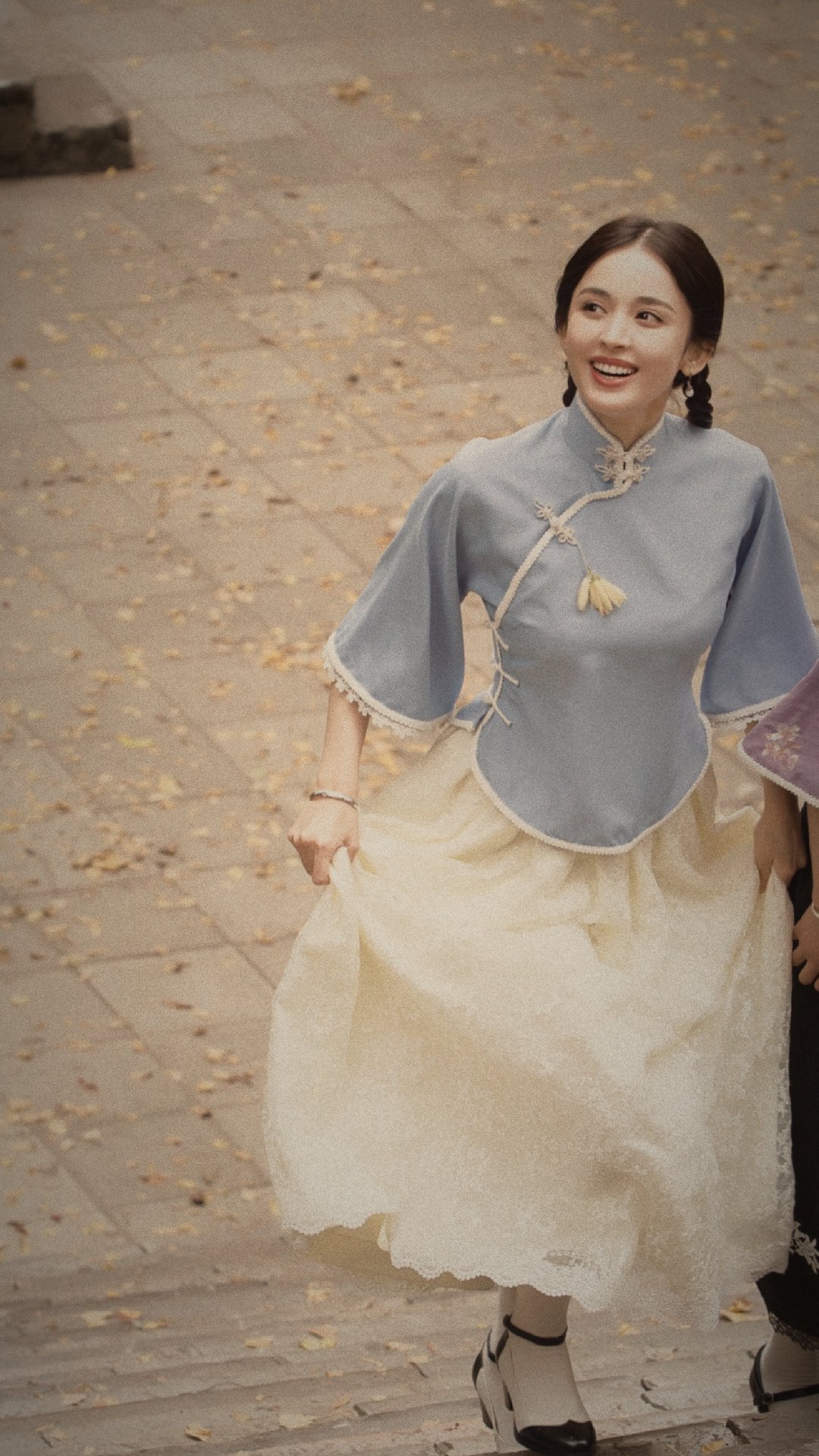 女星换上民国学生装,女神娜扎都没有这位女星美