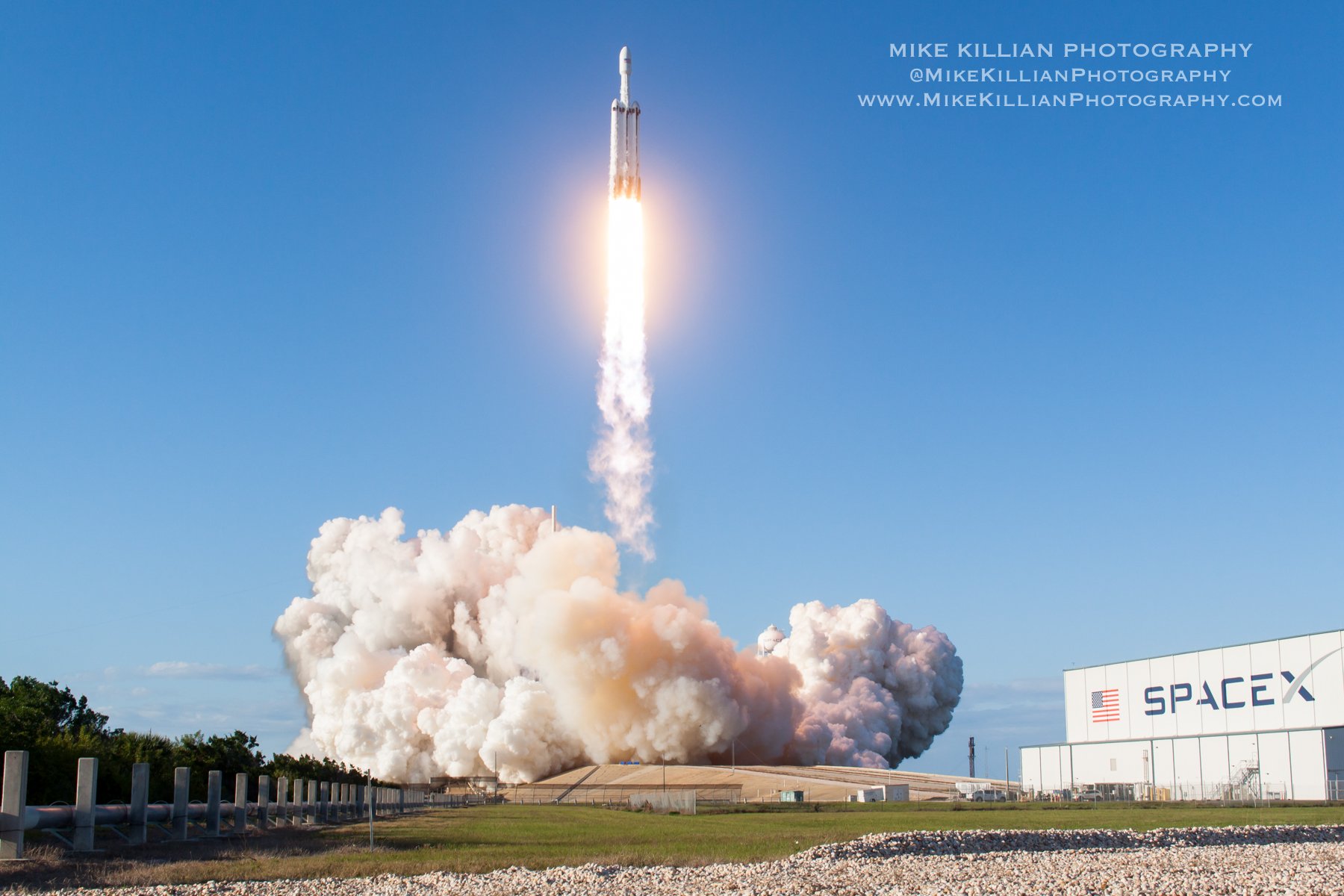 spacex重型猎鹰火箭再次成功发射精彩瞬间看这里