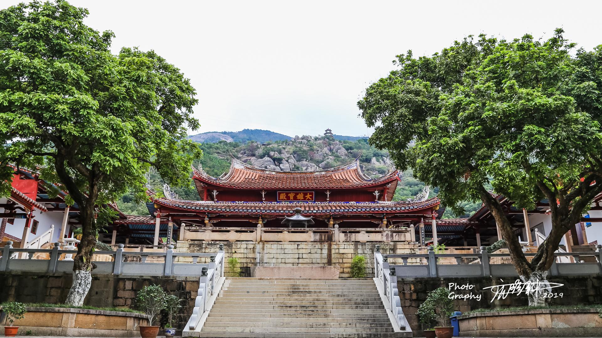 莆田隐于囊山下的闽中千年古刹,每年来此游客多达10万人次|囊山寺|莆