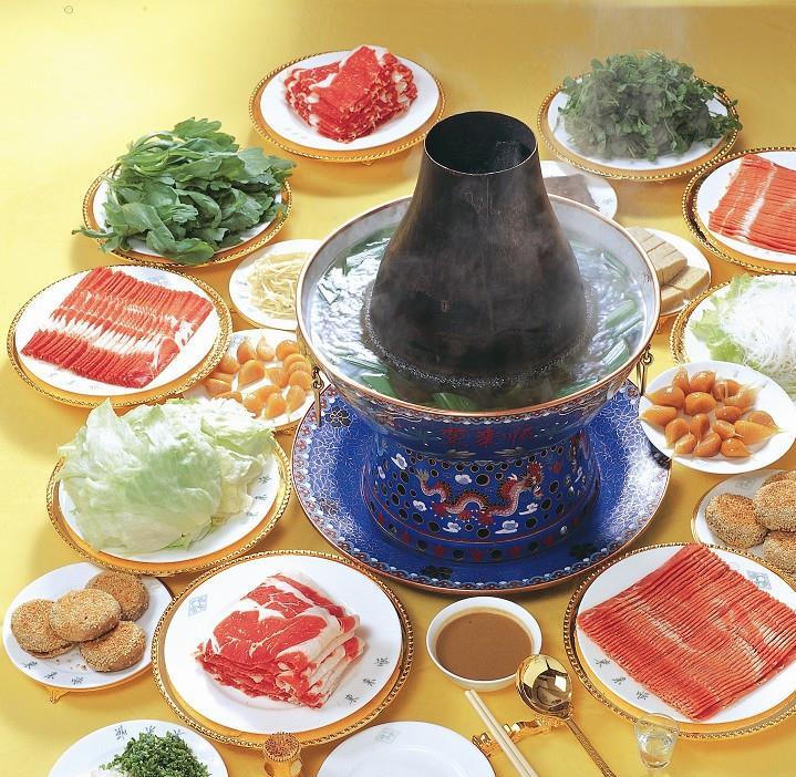 你觉得不同风格的火锅店各有什么特点?