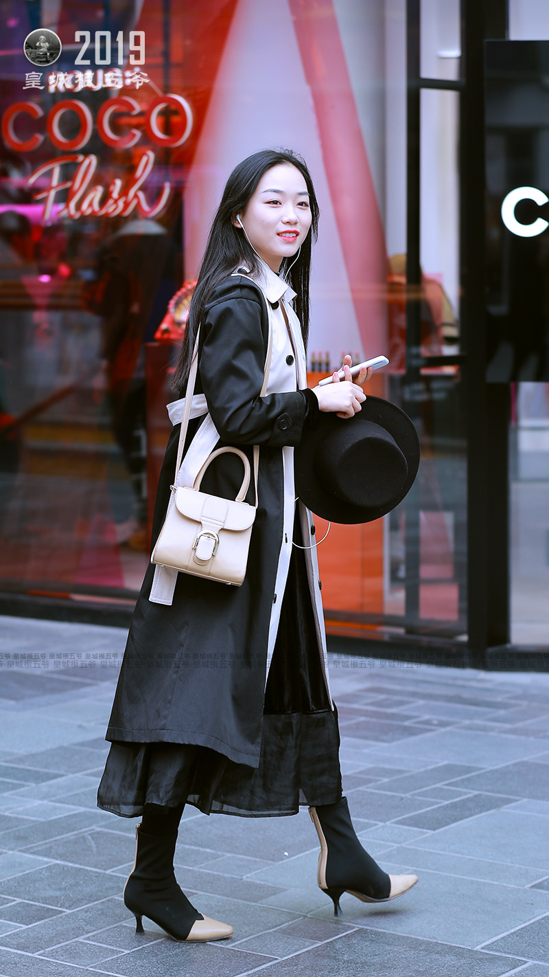 街拍跟三里屯时尚达人学穿搭她们的穿搭真的很有个性