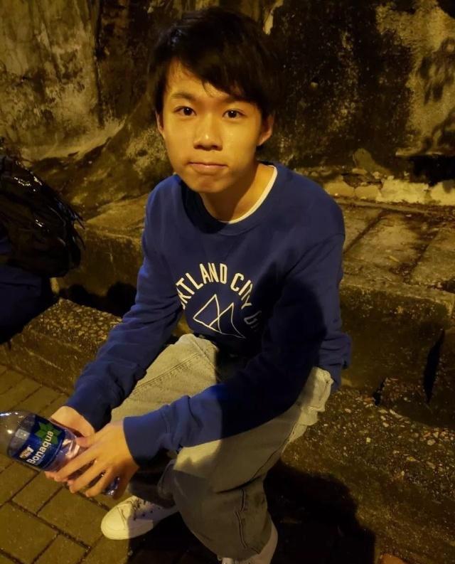 tvb昔日童星王秉熹勇夺全球大学电影奖弟弟王树熹复出tvb