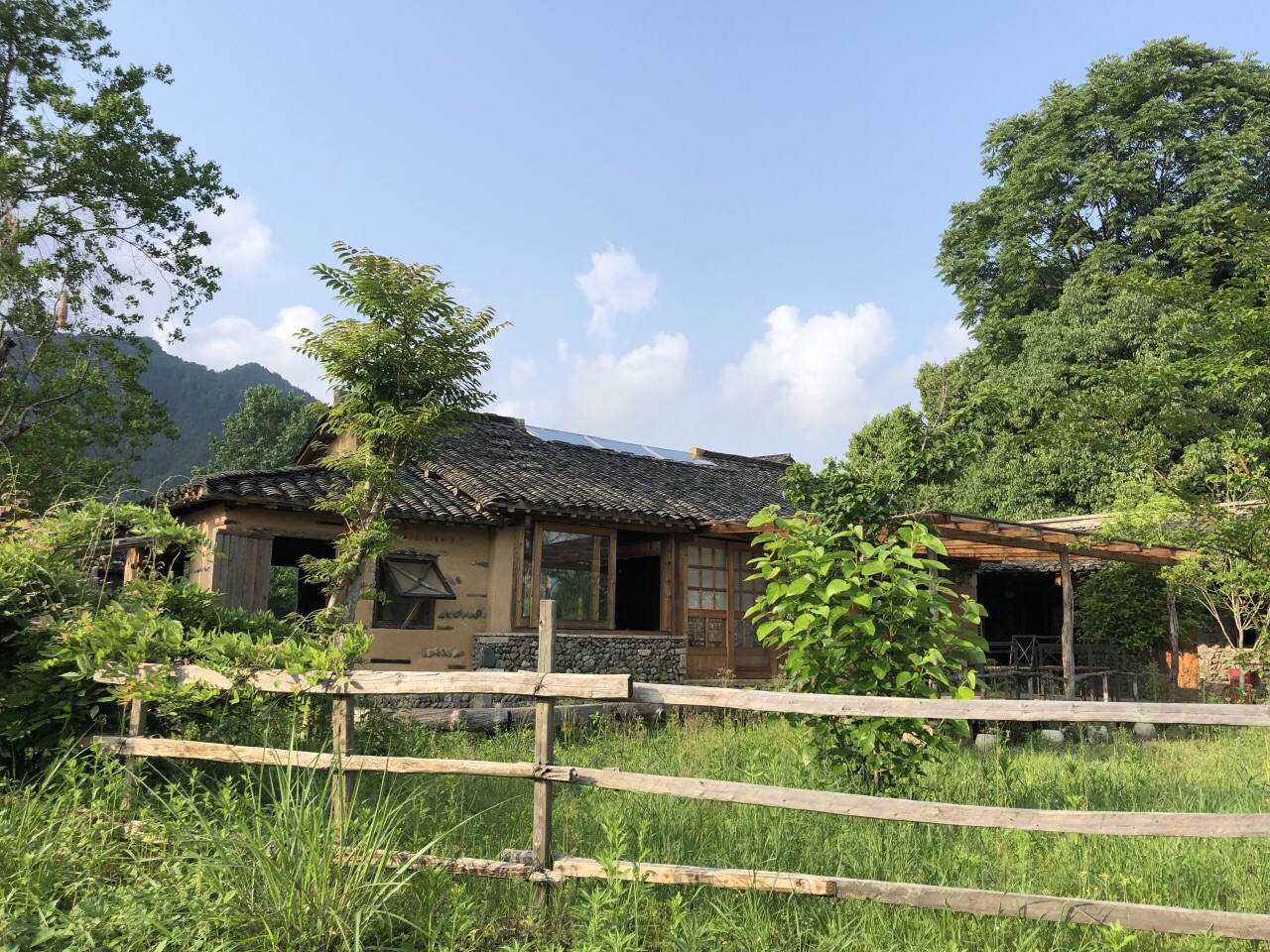 安徽省黄山市碧山村和非常有名的碧山书局