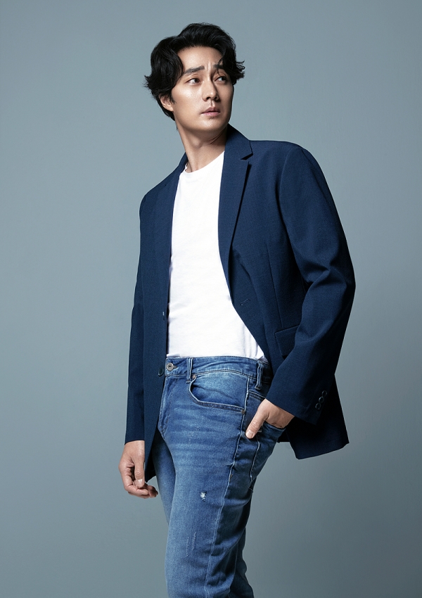 韩国艺人苏志燮将加盟《暗杀》,《夺宝联盟》等影片导演崔钟勋的新作.