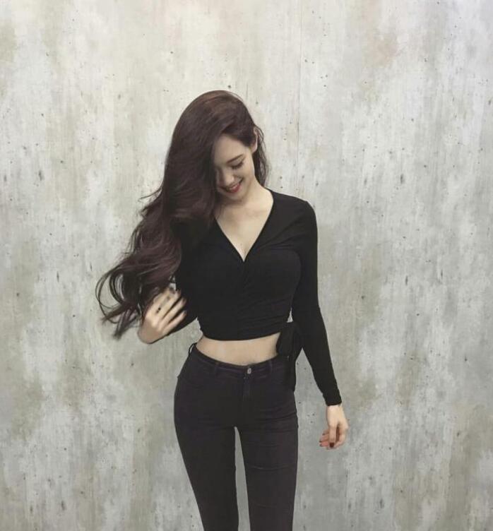 魔鬼身材,天使脸蛋的台湾美女校花,张凯玲