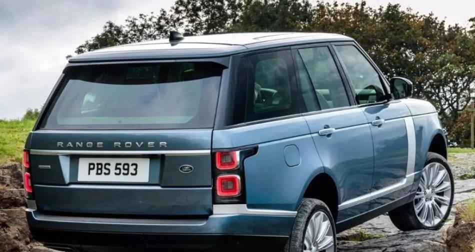 路虎发布首款三厢版轿车,网友:如果路虎轿车长这样我宁愿不买!