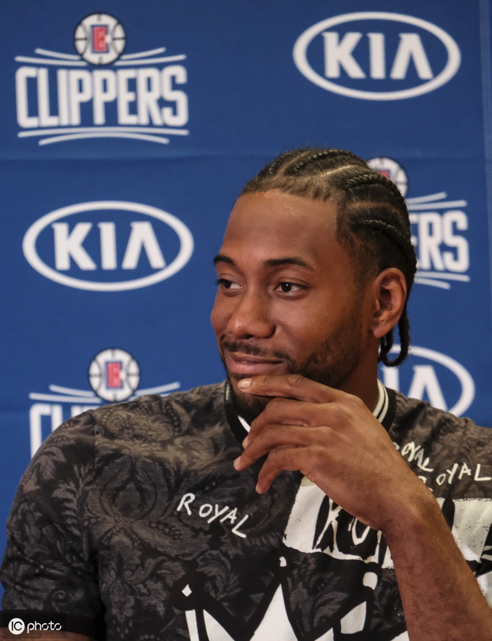 保罗乔治莱昂纳德正式亮相,期待他的表现