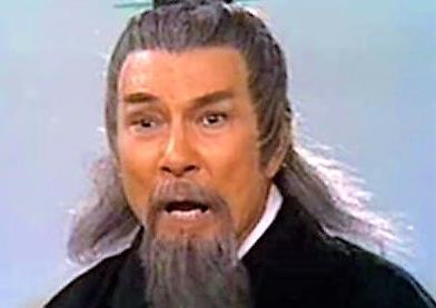 《射雕英雄传》中,第一次华山论剑时期,周伯通与裘千仞谁更强?