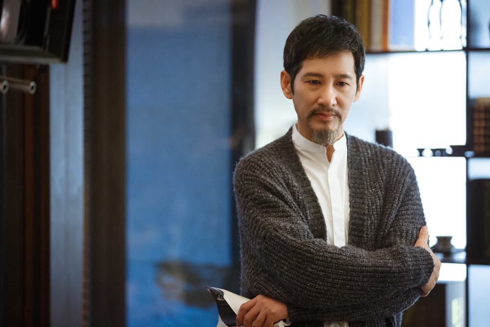 王劲松双剧强势开播 《推手》《夜空最闪亮的星》霸屏来袭