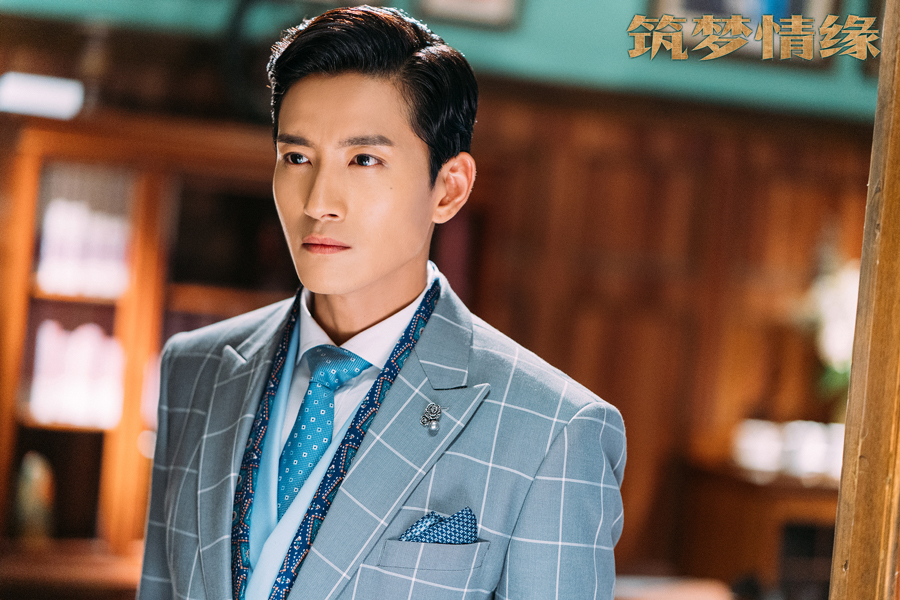 张峻宁饰杜少乾人物反差引观众热议在电视剧《筑梦情缘》中,张峻宁