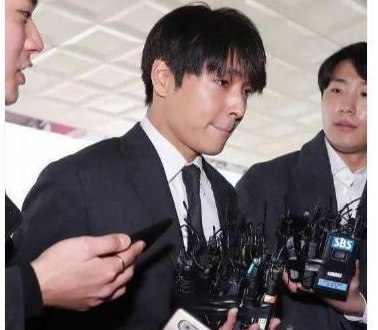 胜利事件对韩娱乐圈影响越来越大!车太贤金俊浩发文道歉宣布下车